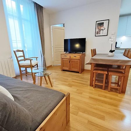 L'Eterlou, T3, Centre Luchon, Wifi, Casier A Skis, Ascenseur, 6 Personnes Bagnères-de-Luchon 외부 사진