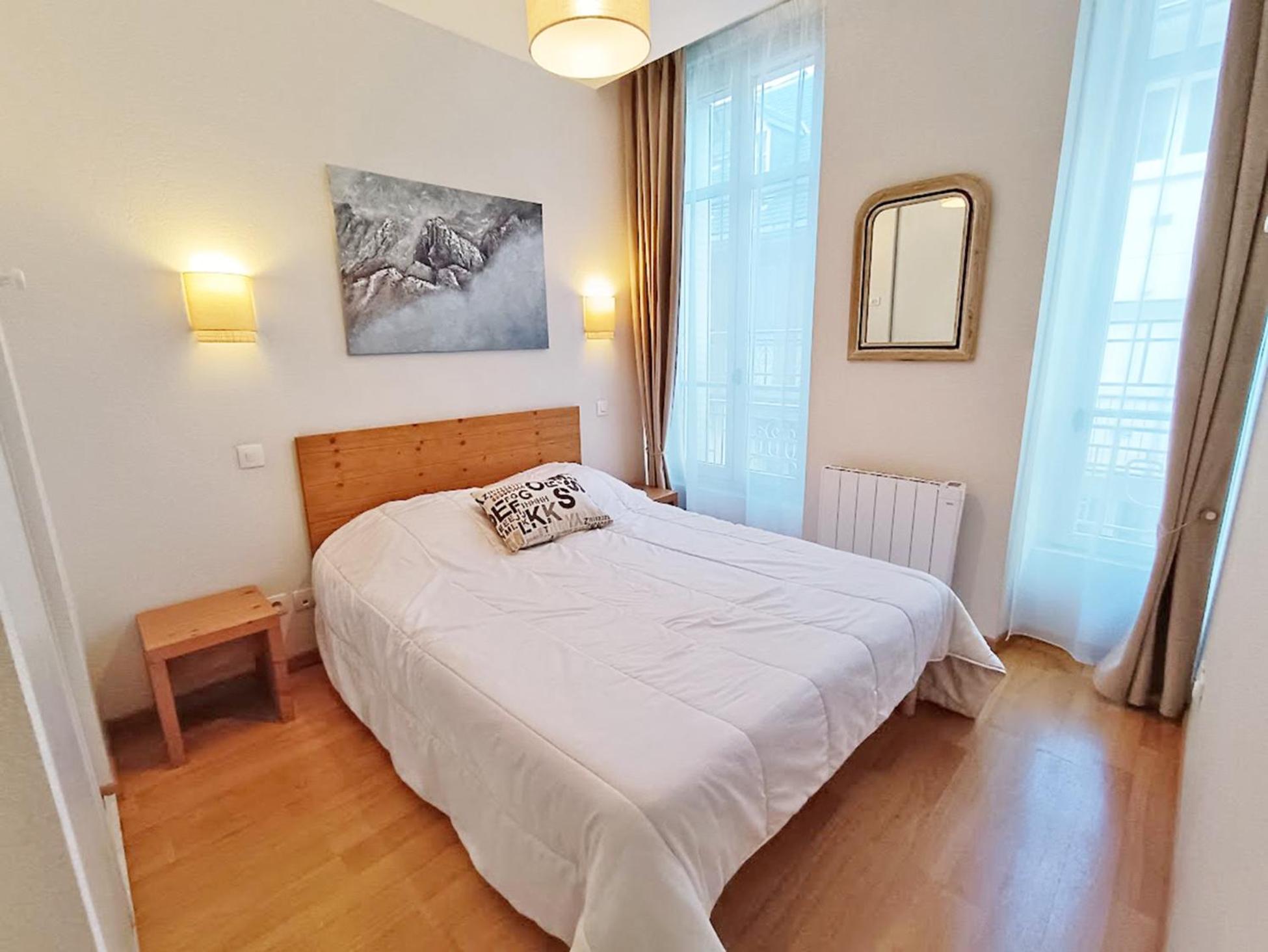 L'Eterlou, T3, Centre Luchon, Wifi, Casier A Skis, Ascenseur, 6 Personnes Bagnères-de-Luchon 외부 사진