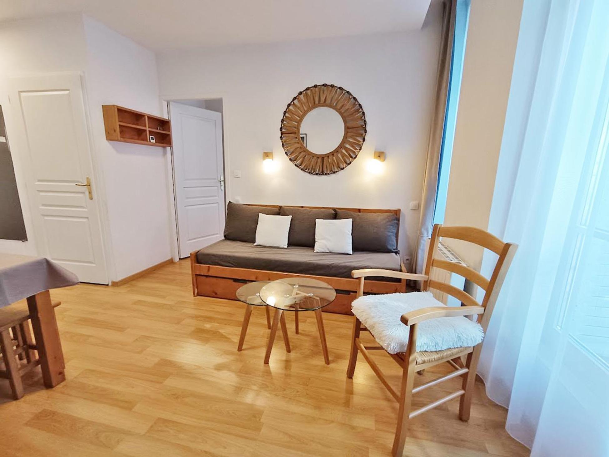 L'Eterlou, T3, Centre Luchon, Wifi, Casier A Skis, Ascenseur, 6 Personnes Bagnères-de-Luchon 외부 사진